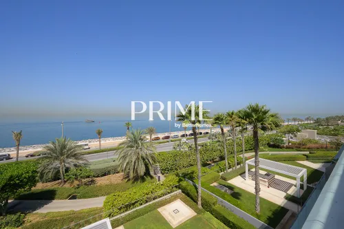 3 Bedrooms Apartment in Mansion 2