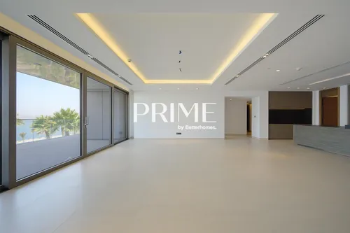 3 Bedrooms Apartment in Mansion 2