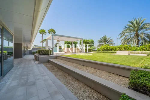 3 Bedrooms Apartment in Mansion 2