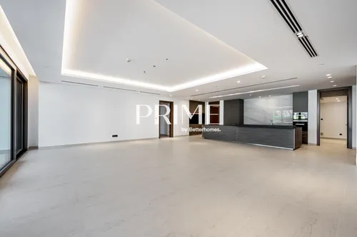 3 Bedrooms Apartment in Mansion 2