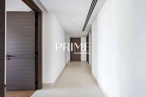 3 Bedrooms Apartment in Mansion 2