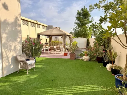 3 Bedrooms Apartment in Urbana II