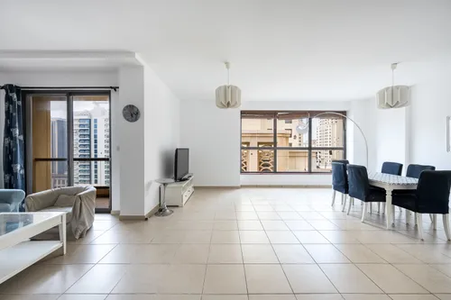 Vacant | Unfurnished | Marina View