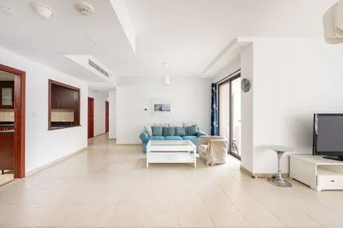 3 Bedrooms Apartment in Murjan 1