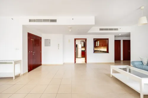 3 Bedrooms Apartment in Murjan 1