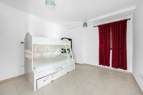 3 Bedrooms Apartment in Murjan 1