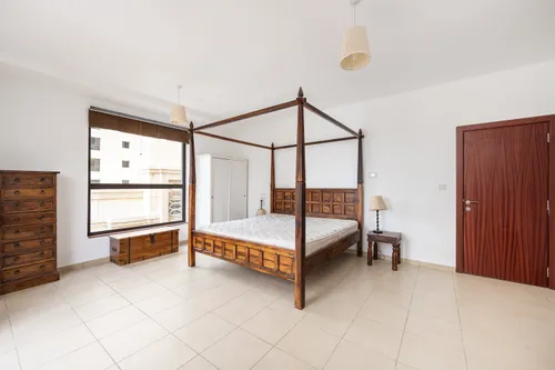 3 Bedrooms Apartment in Murjan 1