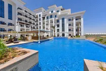 Vacant | Full Amenities | Prime Location