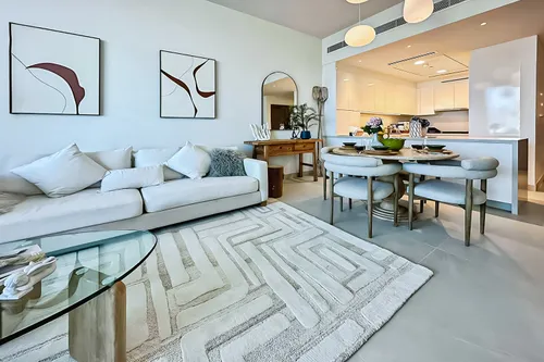 2 Bedrooms Apartment in Canal Front Residence 6