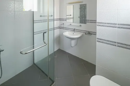 2 Bedrooms Apartment in Ikarus Tower