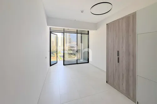 High floor | Brand new | Multiple cheques | Vacant