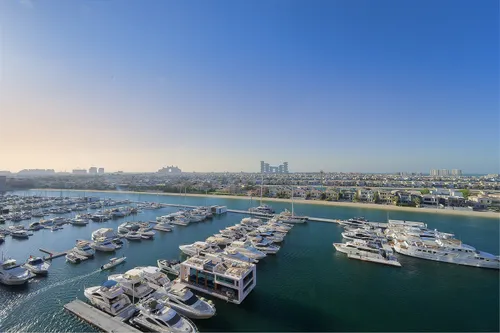3 Bedrooms Apartment in Aquamarine