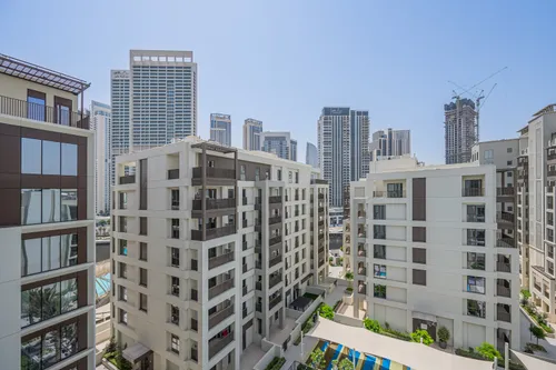 1 Bedroom Apartment in Grove at Creek Beach Building 2