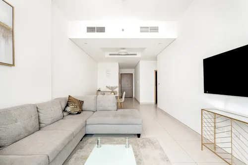 1 Bedroom Apartment in The Bay