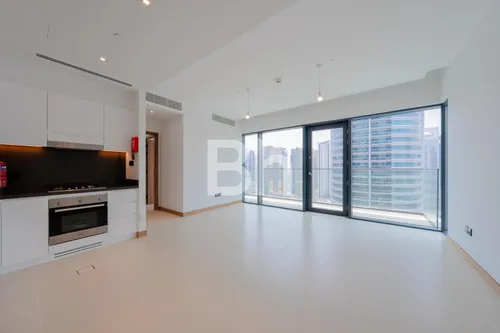High Floor | Vacant | Large Layout | Balcony