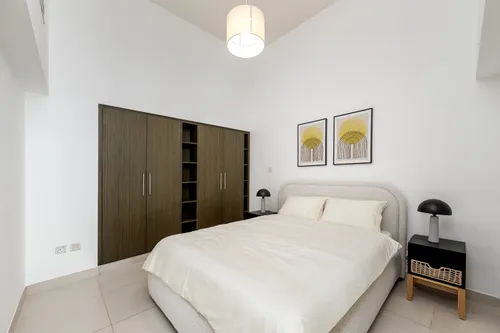 1 Bedroom Apartment in The Lofts Central