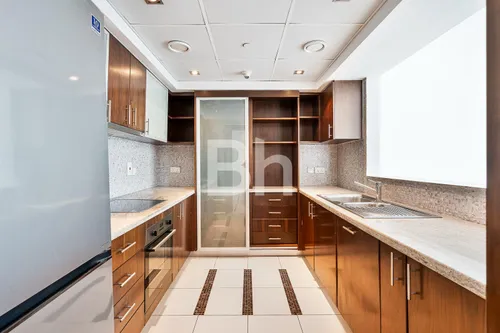2 Bedrooms Apartment in Fairfield Tower