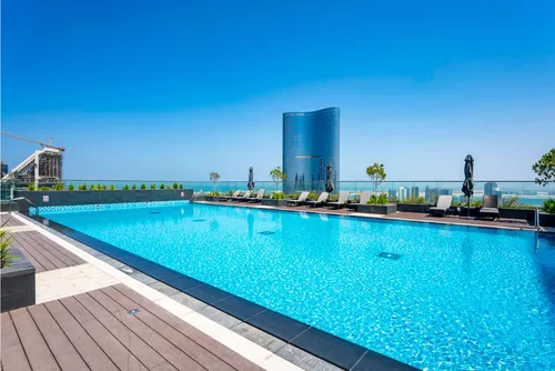 4 Bedrooms Apartment in Canal Residence