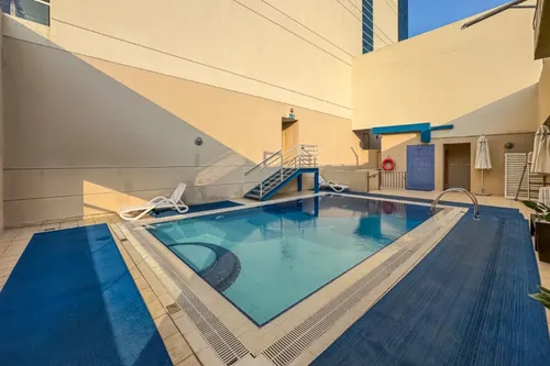 1 Bedroom Apartment in Mayfair Residency