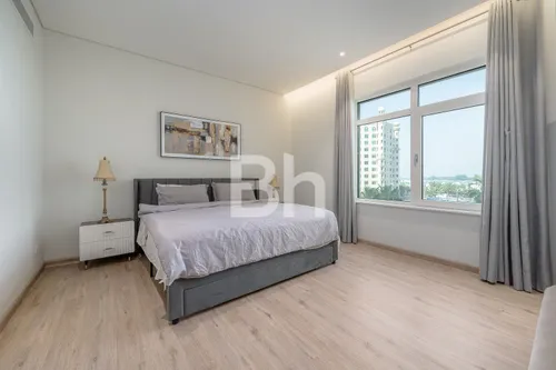 2 Bedrooms Apartment in Al Hallawi