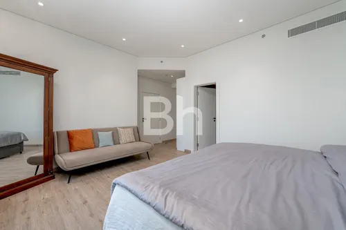 2 Bedrooms Apartment in Al Hallawi