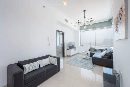 1 Bedroom Apartment in Botanica Tower