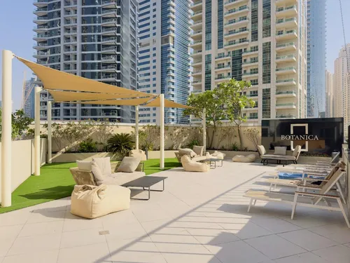 1 Bedroom Apartment in Botanica Tower