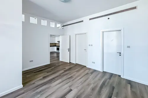 1 Bedroom Apartment in Bay Square
