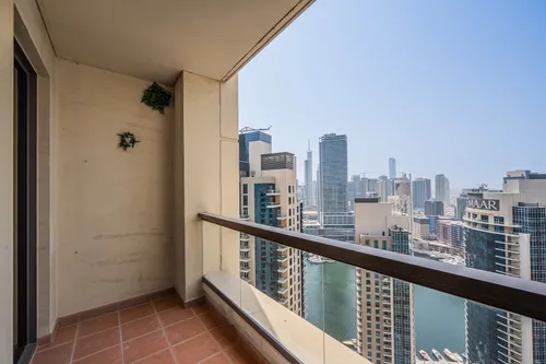 3 Bedrooms Apartment in Rimal 5
