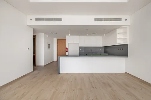 Pool Park View | Prime Location | Ready to Move-in