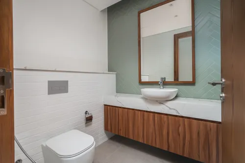 2 Bedrooms Apartment in Central Park Building 1