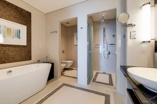 2 Bedrooms Apartment in Fairmont Marina Residence