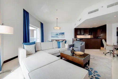 2 Bedrooms Apartment in Fairmont Marina Residence