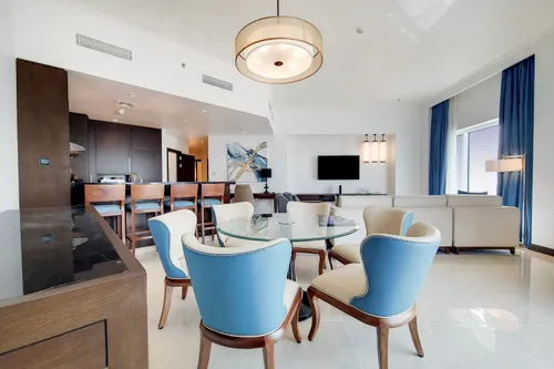 2 Bedrooms Apartment in Fairmont Marina Residence