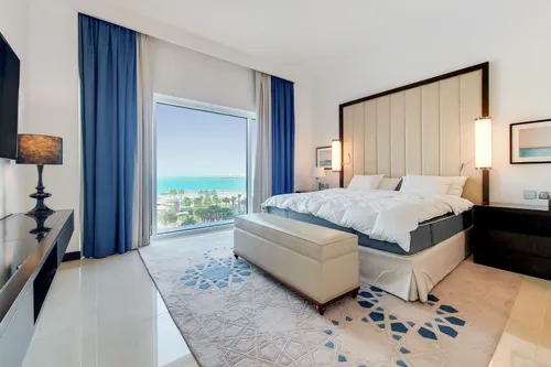 2 Bedrooms Apartment in Fairmont Marina Residence