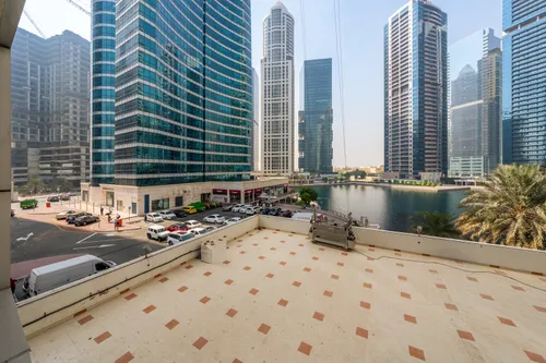 Apartment in Jumeirah Bay X1