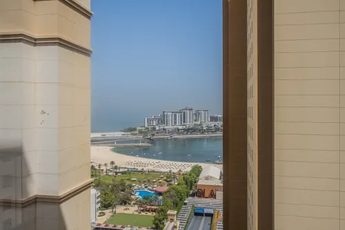 3 Bedrooms Apartment in Amwaj 4