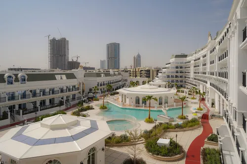3 Bedrooms Apartment in Vincitore Benessere