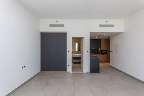  Apartment in DT1
