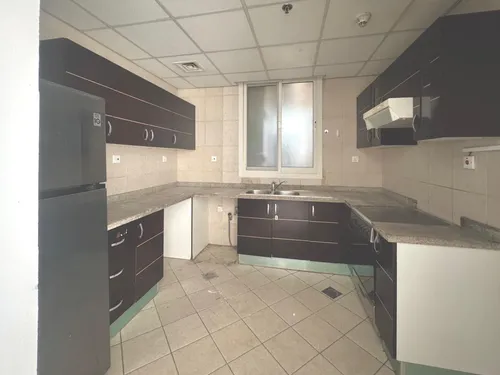 2 Bedrooms Apartment in Marina Sail