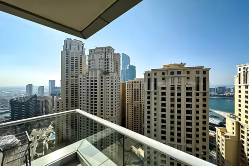 1 Bedroom Apartment in Shemara Tower
