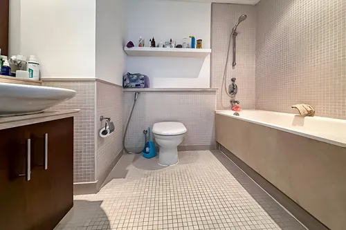 1 Bedroom Apartment in Shemara Tower