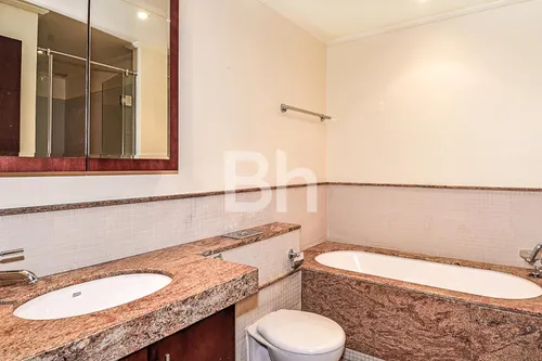 1 Bedroom Apartment in South Ridge 3