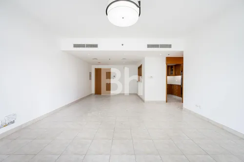 Renovated | Unfurnished | With Balcony |6 Cheques