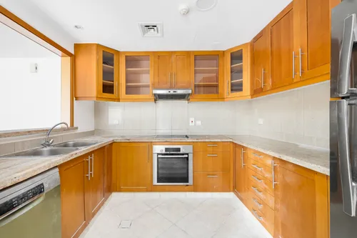2 Bedrooms Apartment in The Links East Tower