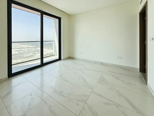 2 Bedrooms Apartment in One Park Avenue