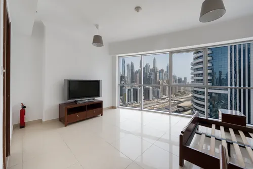 Upgraded | Vacant | Close to Metro