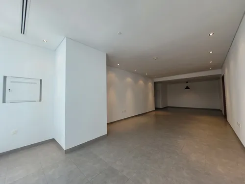 1 Bedroom Apartment in Maze Tower