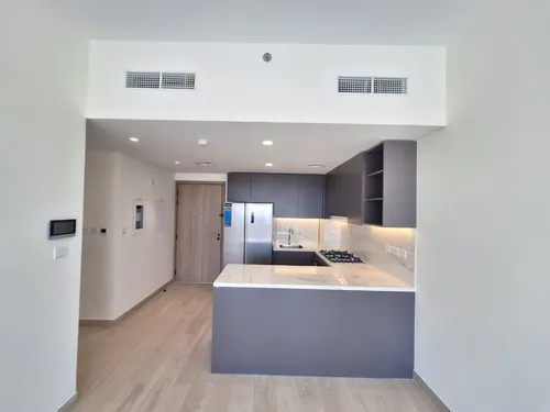 3 Bedrooms Apartment in Azizi Pearl