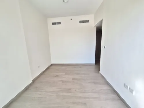 3 Bedrooms Apartment in Azizi Pearl